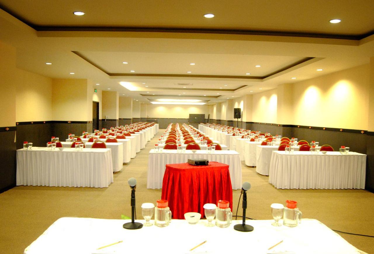 Aston Denpasar Hotel & Convention Dış mekan fotoğraf